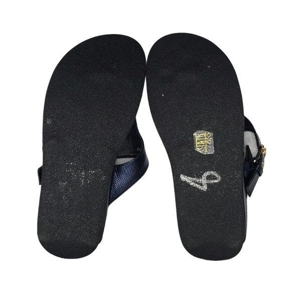 Patrizia by Spring Step Sandals Womens 8.5 Thong Metallic Blue Beachwear Summer - Picture 3 of 8